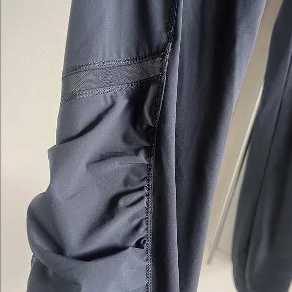 Lululemon Runderful Pant - Picture 5 of 10